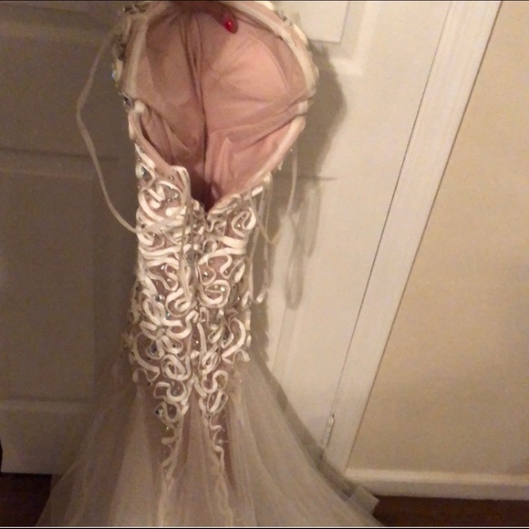 Gorgeous prom or event gown. Price is a STEAL ! - Picture 8 of 8
